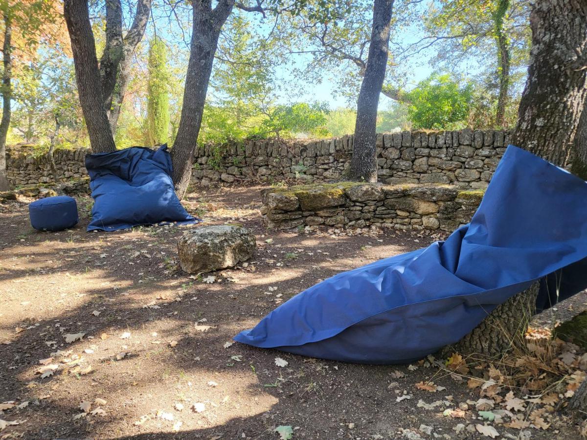Le Cabanon Bed & Breakfast Menerbes Bagian luar foto
